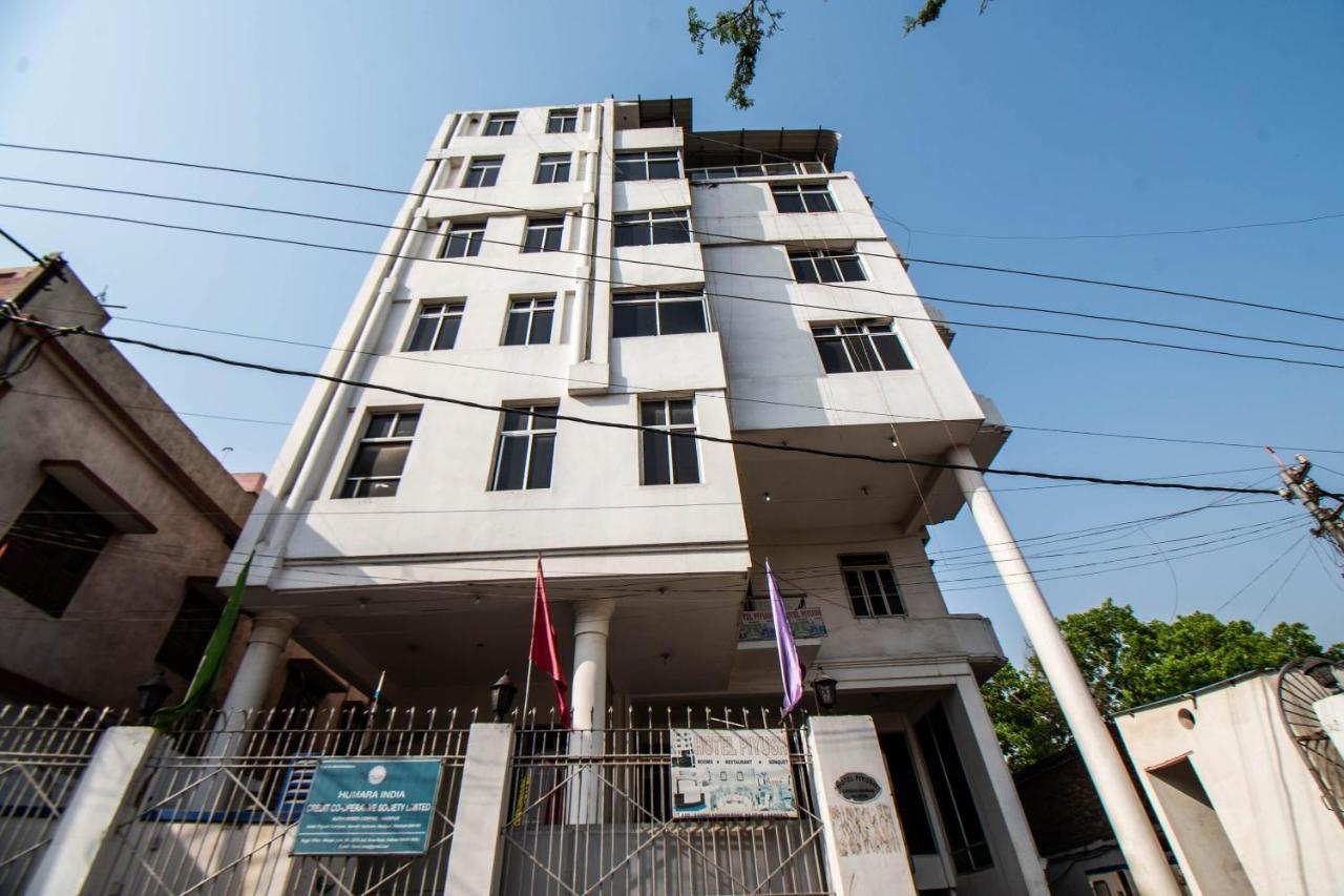 Oyo 29792 Piyush Hajipur Exterior photo